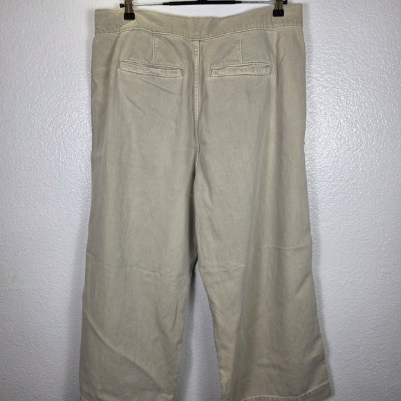 Universal Thread Women's High-Rise Cropped Two Way Denim Trousers Size 12 - Picture 2 of 7